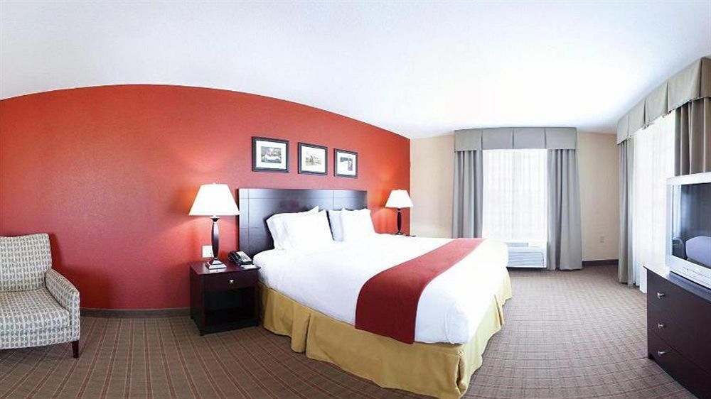 Holiday Inn Express & Suites East Wichita I-35 Andover By Ihg Exterior photo