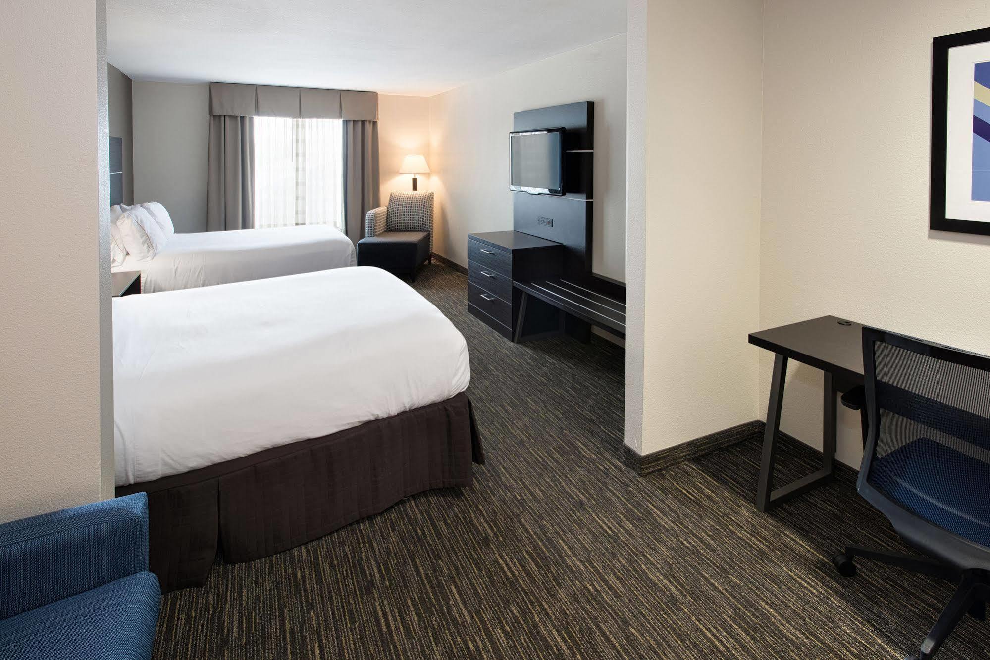 Holiday Inn Express & Suites East Wichita I-35 Andover By Ihg Exterior photo